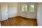 PRIVAT- TOP renovierte 23 Zimmer Wohnung