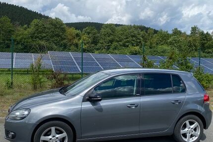 VW Golf 131.000 km 5.700 &euro; Rudolstadt 07407