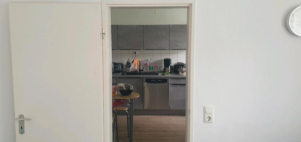 Etagenwohnung Siegen Dillnhütten - 4 Zimmer, 143 m&sup2;, 1.300&euro; | Angebot:26412582