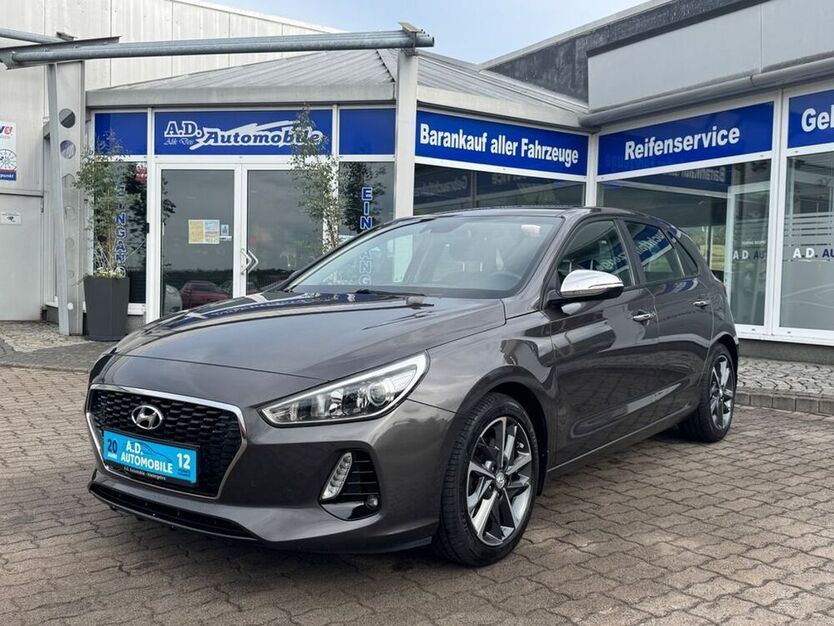 i30