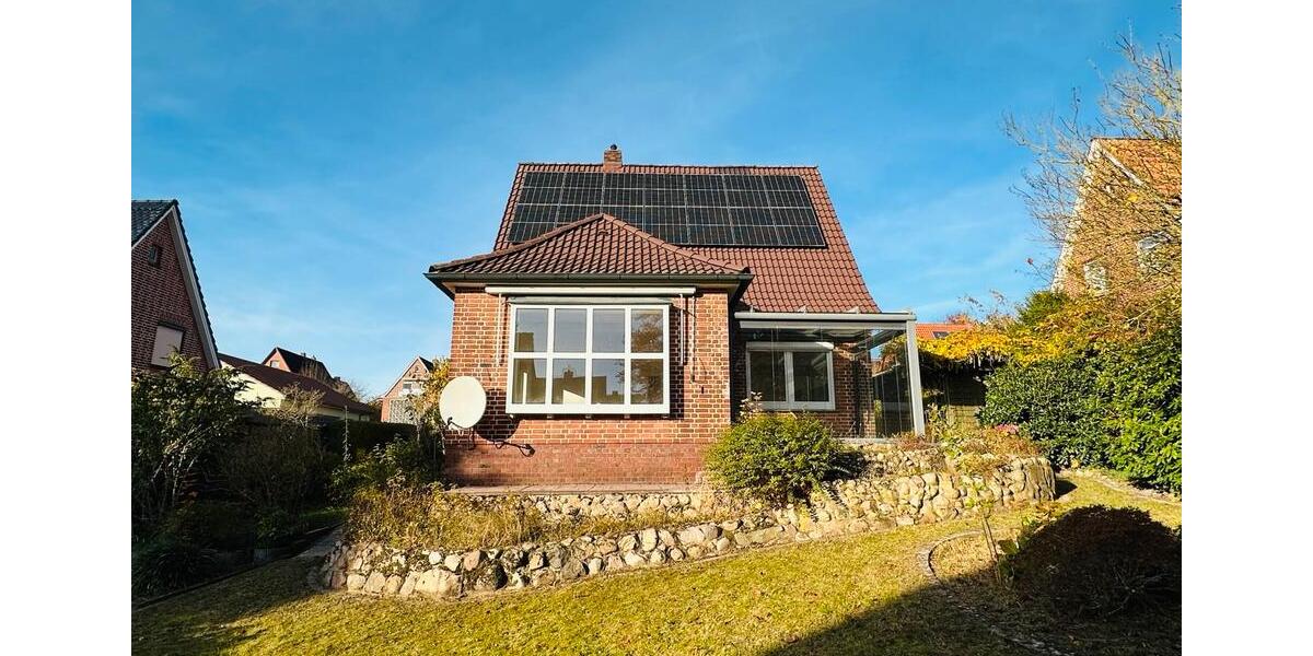 Saniertes Einfamilienhaus in beliebter Lage in Stade 5 zimmer