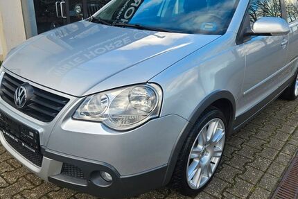 VW Polo 127.387 km 5.898 &euro; Korschenbroich 41352