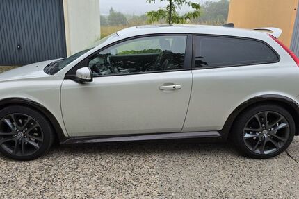 Volvo C30 136.000 km 7.999 &euro; Dresden 01257