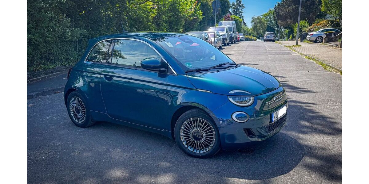 Fiat 500e 26.600 km 16.900 &euro; Wiesbaden 65195