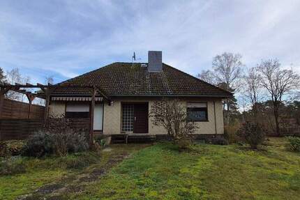 Charmanter Bungalow - EBK - Vollkeller - Tiefgarage - Ausbaupotenzial 3 zimmer