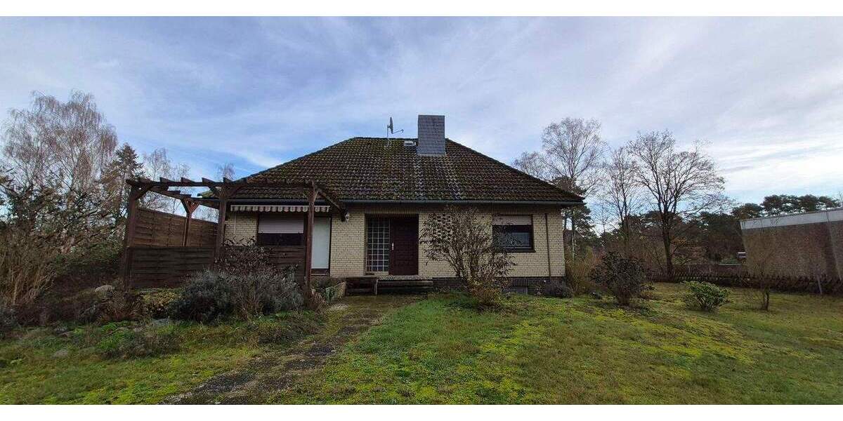 Charmanter Bungalow - EBK - Vollkeller - Tiefgarage - Ausbaupotenzial 3 zimmer