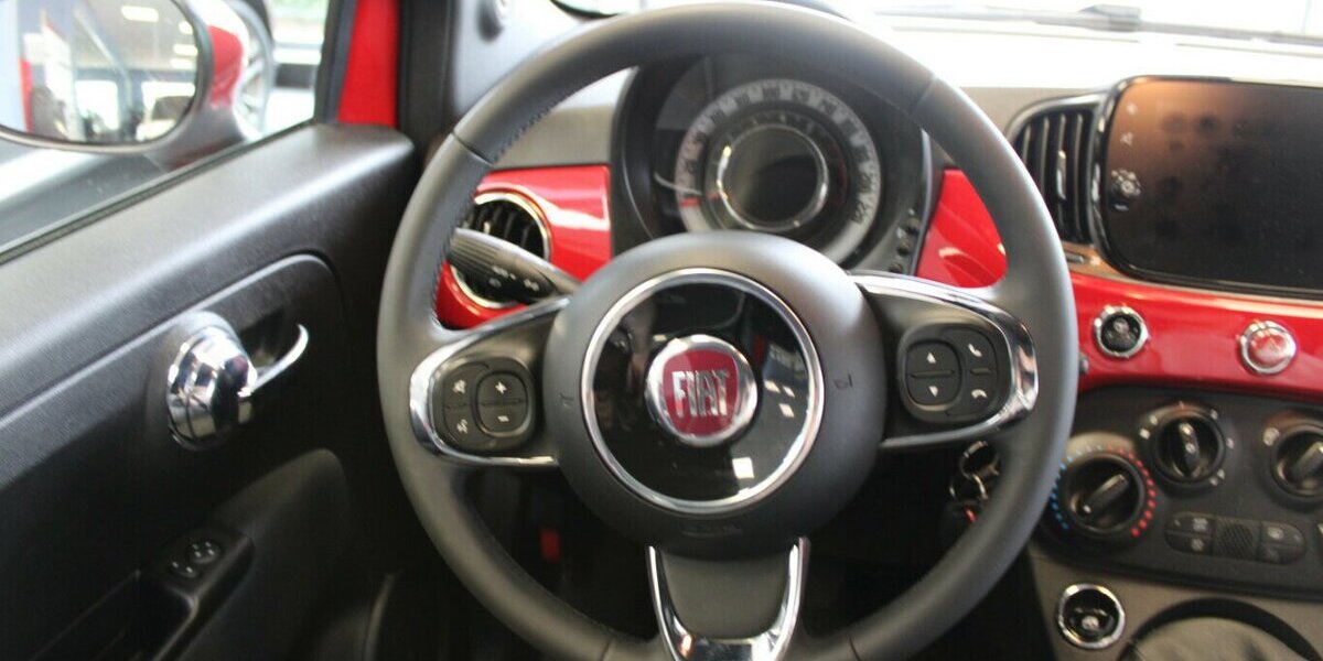 Fiat 500 1.0 - Navi - Klima - 26.544 km 9.980 &euro; Euskirchen 53881