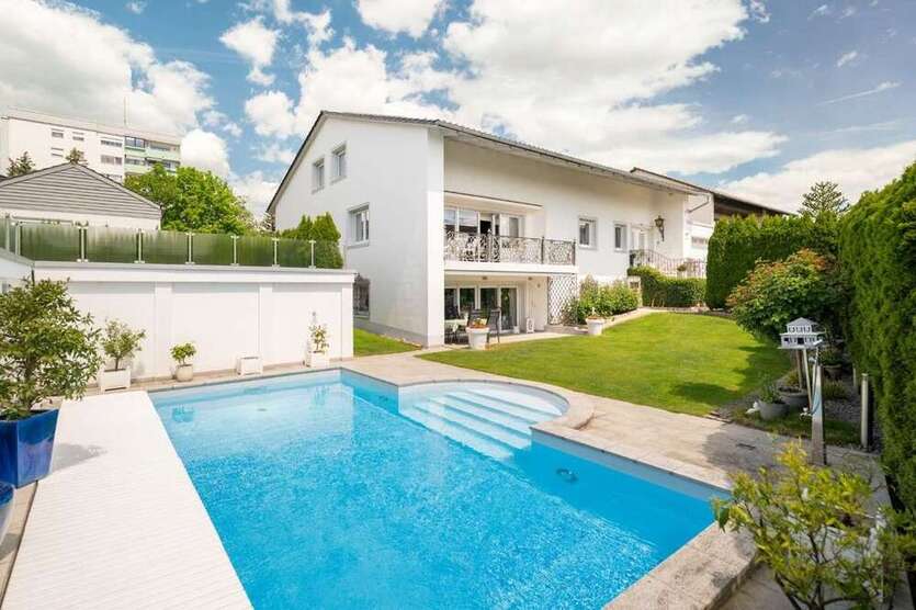 Haus zum Kaufen in Deggendorf 1.395.000 € 380 m²