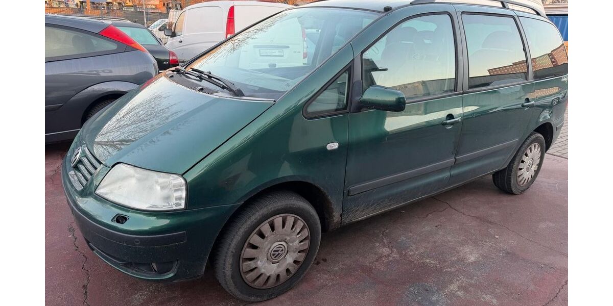 VW Sharan 313.000 km 990 &euro; berlin 12681