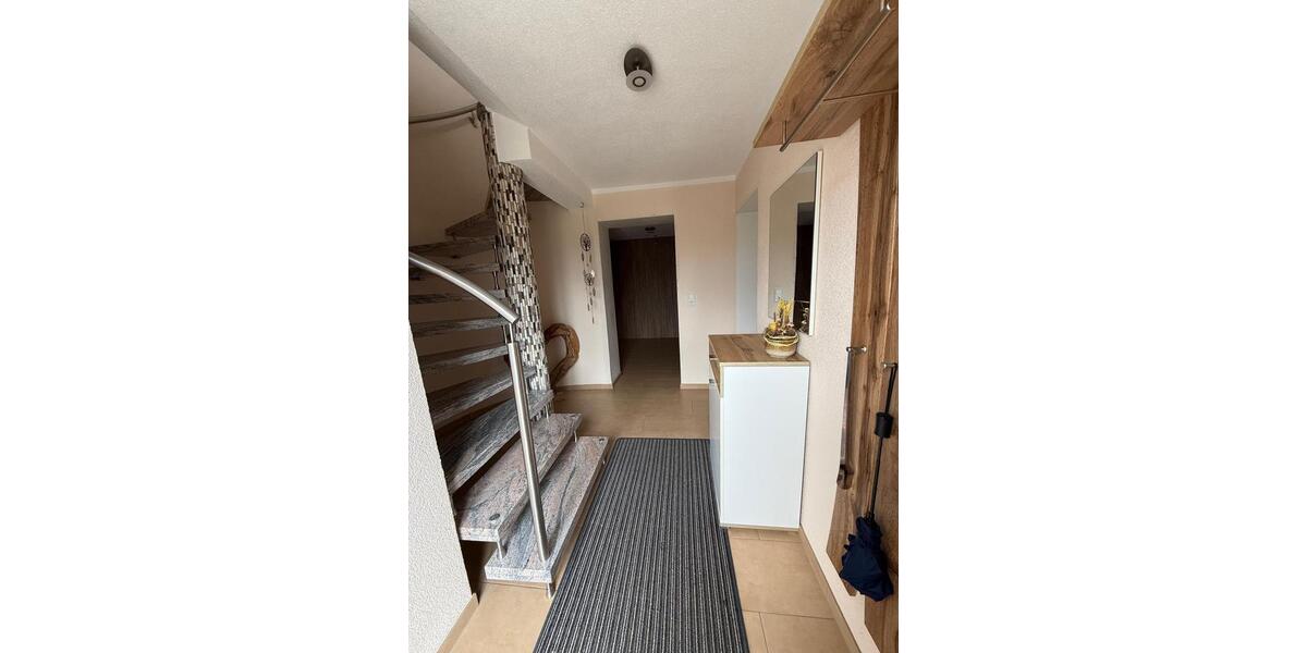 Mehrfamilienhaus, Wohnhaus Aach - 9.5 Zimmer, 220 m&sup2;, 628.000&euro; | Angebot:26863205