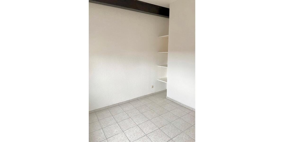 Etagenwohnung Nidda - 4 Zimmer, 109 m&sup2;, 1.270&euro; | Angebot:25548927