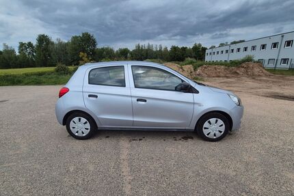 Mitsubishi Space Star 99.600 km 4.000 &euro; Kevelaer 47623