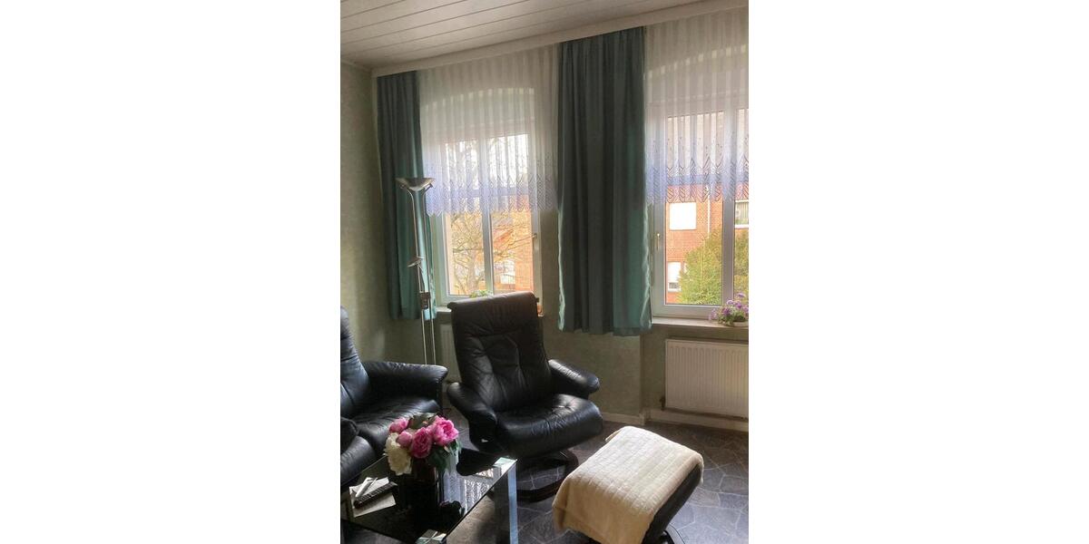 Etagenwohnung Genthin - 3 Zimmer, 90 m&sup2;, 540&euro; | Angebot:25405663