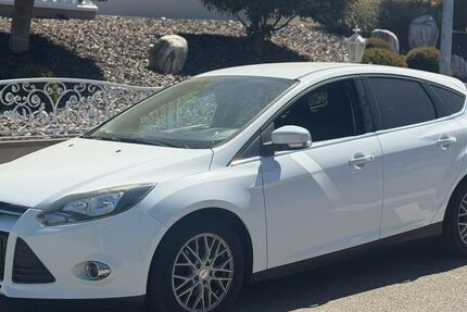 Ford Focus 202.000 km 2.700 &euro; Hördt 76771