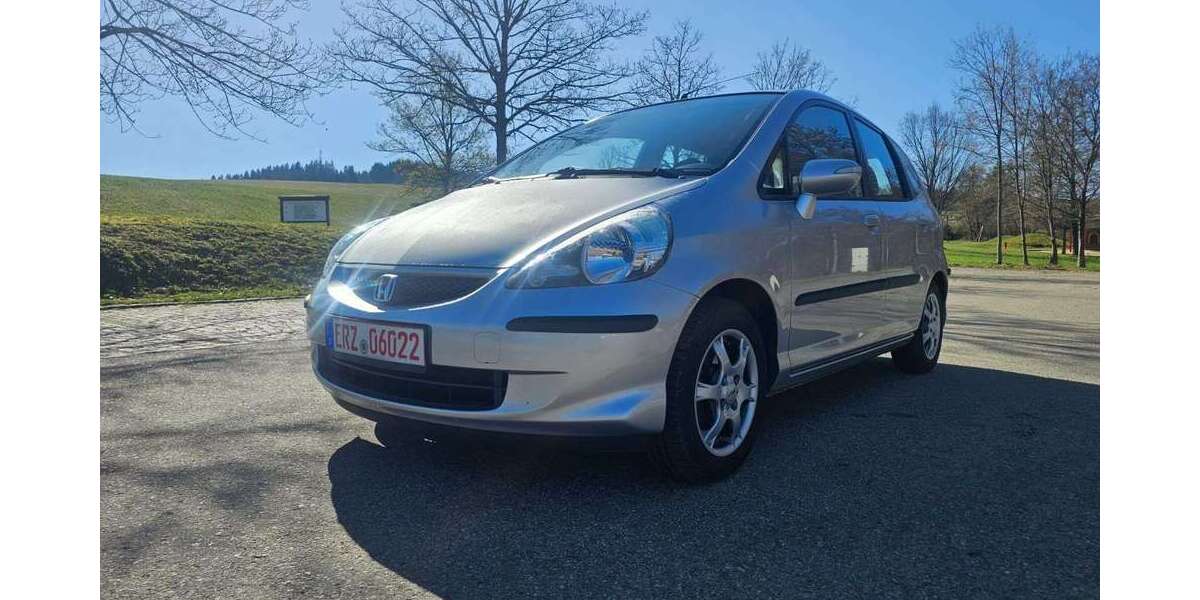 Honda Jazz 113.000 km 2.980 &euro; Breitenbrunn 08359
