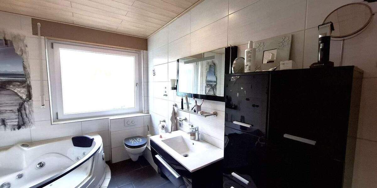 Einfamilienhaus Edewecht Süddorf - 6 Zimmer, 220 m&sup2;, 375.000&euro; | Angebot:25316702