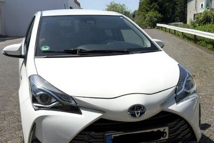 Toyota Yaris 91.000 km 15.500 &euro; Bad Lippspringe 33175