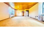 Solider Familien-Bungalow mit großem Potenzial in ruhiger Lage mit Wintergarten und Garage - Bungalow Calden | Angebot:26974963