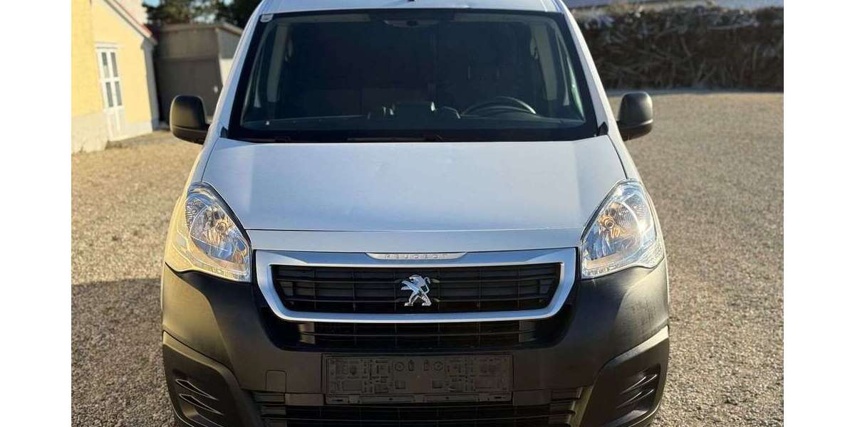 Peugeot Partner 55.350 km 13.500 &euro; München 80639