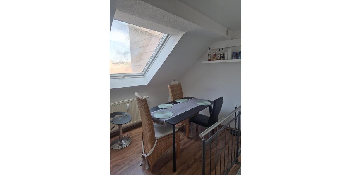 Dachgeschoßwohnung Kaiserslautern Betzenberg - 4 Zimmer, 16 m&sup2;, 365&euro; | Angebot:26448933