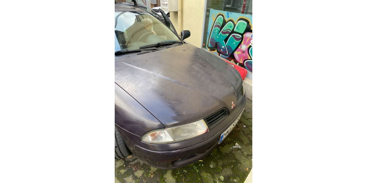 Mitsubishi Carisma 220.000 km 1.250 &euro; Halver 58553