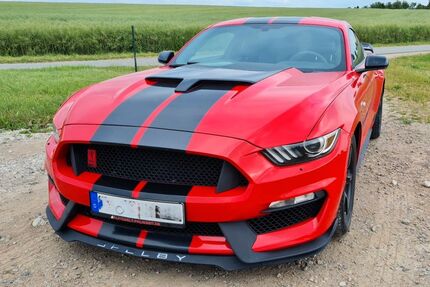 Ford Mustang 129.500 km 22.700 &euro; Schönberg 08393