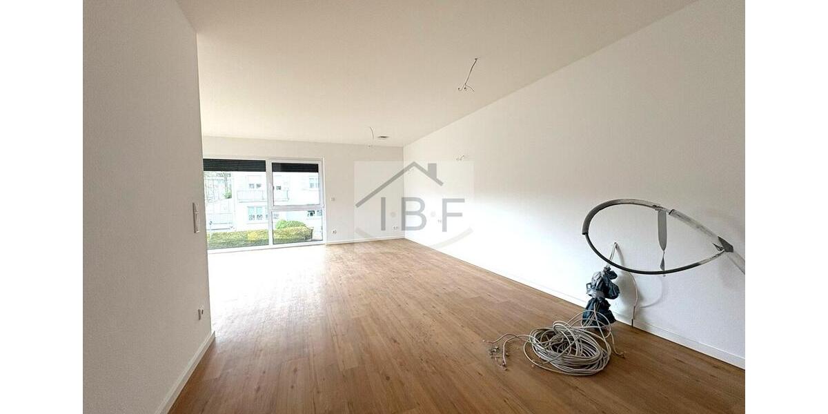 Etagenwohnung Neunkirchen - 4 Zimmer, 92 m&sup2;, 1.050&euro; | Angebot:26262442