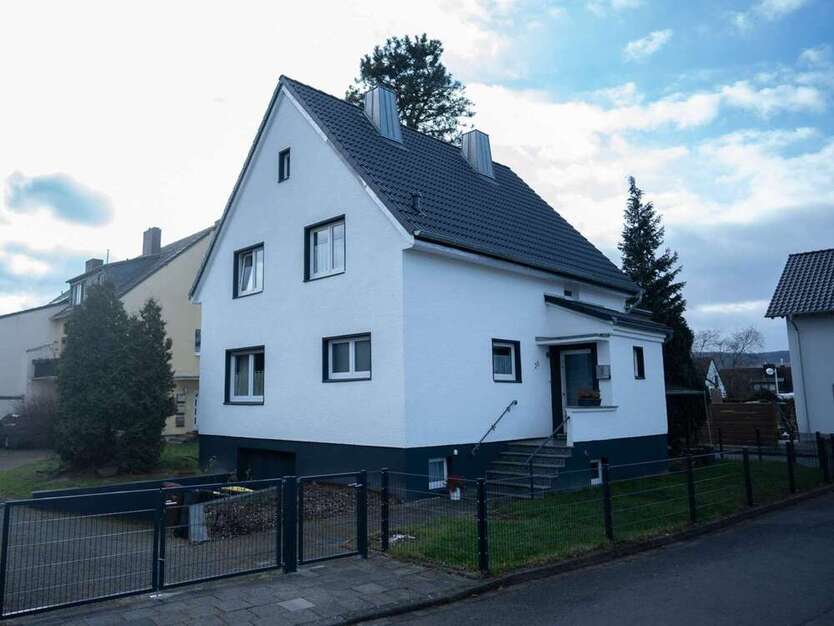 Haus zum Kaufen in Bad Honnef 649.000 € 138 m²