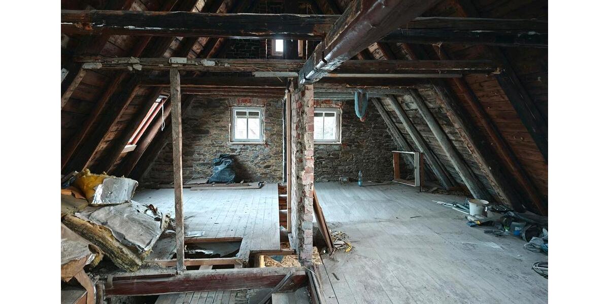 Einfamilienhaus Brand-Erbisdorf Erbisdorf - 7 Zimmer, 170 m&sup2;, 145.000&euro; | Angebot:26504889