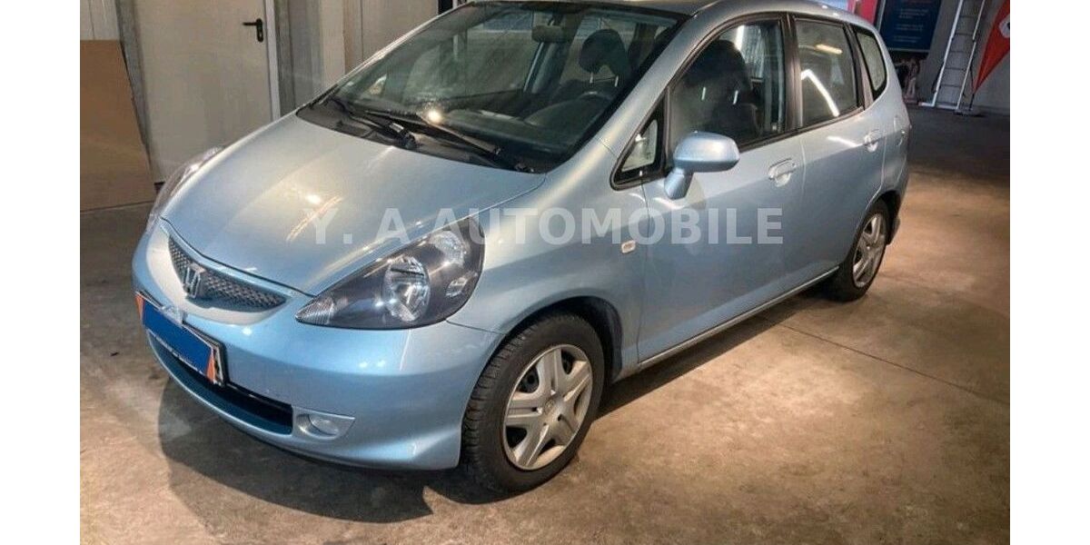 Honda Jazz 154.490 km 2.350 &euro; Frankfurt am Main 65933