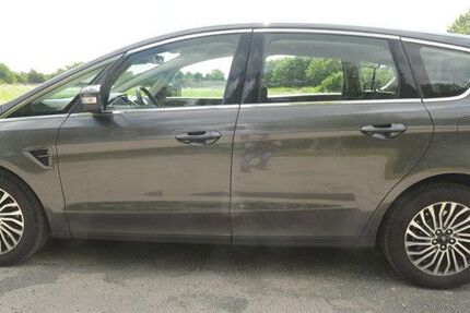 Ford S-Max 113.000 km 17.500 &euro; Herford 32052
