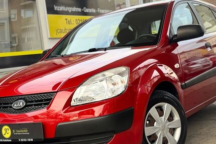 Kia Rio 62.637 km 3.990 € Viersen 41748