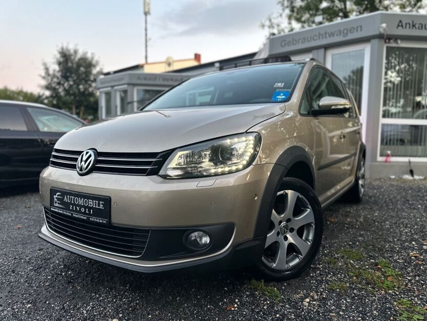 VW Touran 195.000 km 8.990 € Moosburg 85368