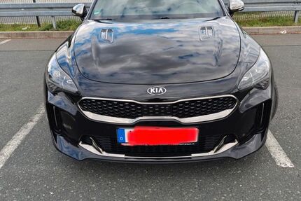 Kia Stinger 123.000 km 21.000 &euro; Hof 95028