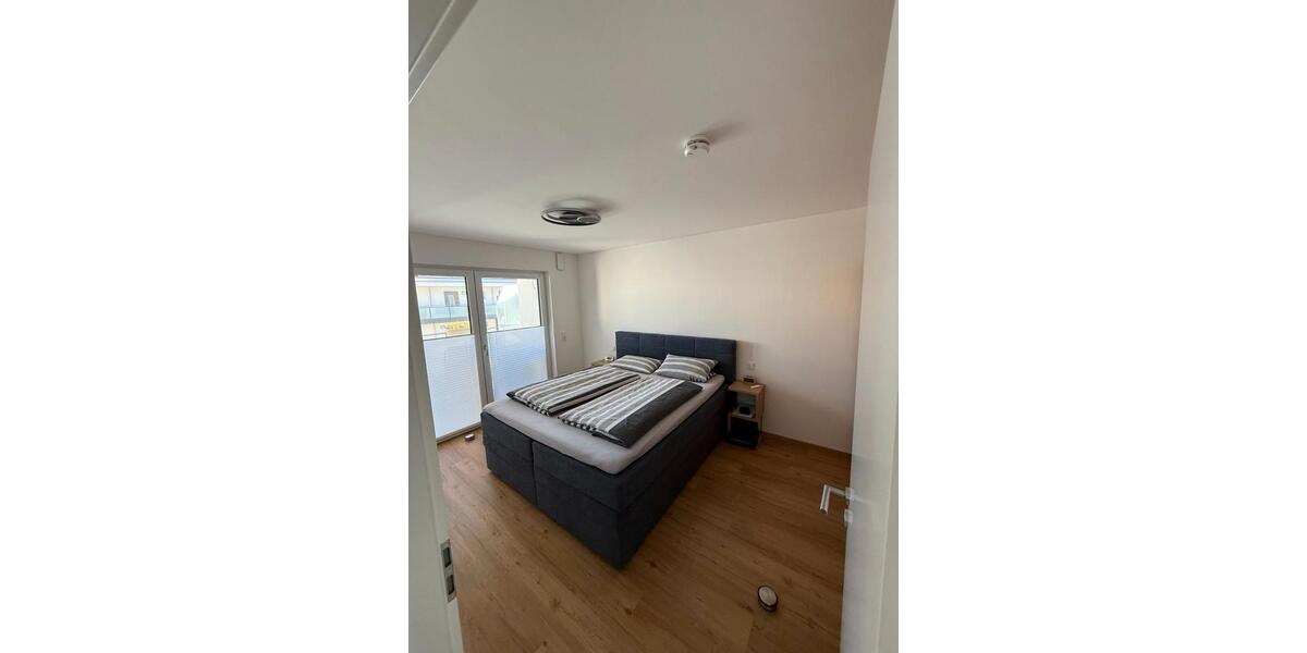 Etagenwohnung Deggendorf - 3 Zimmer, 70 m&sup2;, 945&euro; | Angebot:26418707