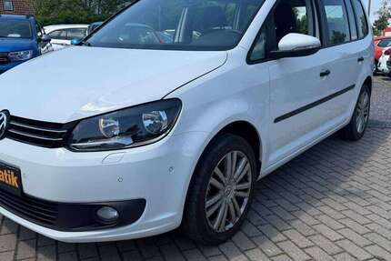 VW Touran 159.000 km 7.200 &euro; Garbsen 30827