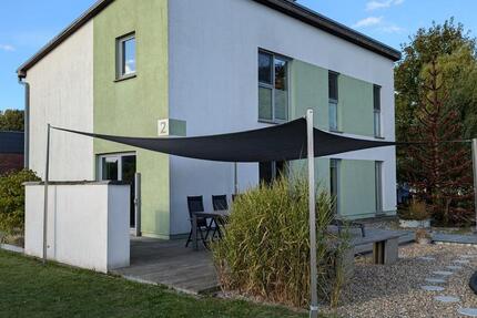 Modernes EFH (KfW 40) + Nebengelass + Schwimmteich 6 zimmer