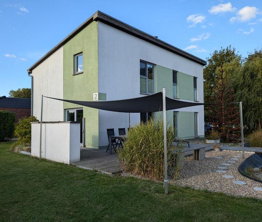 Modernes EFH (KfW 40) + Nebengelass + Schwimmteich zimmer
