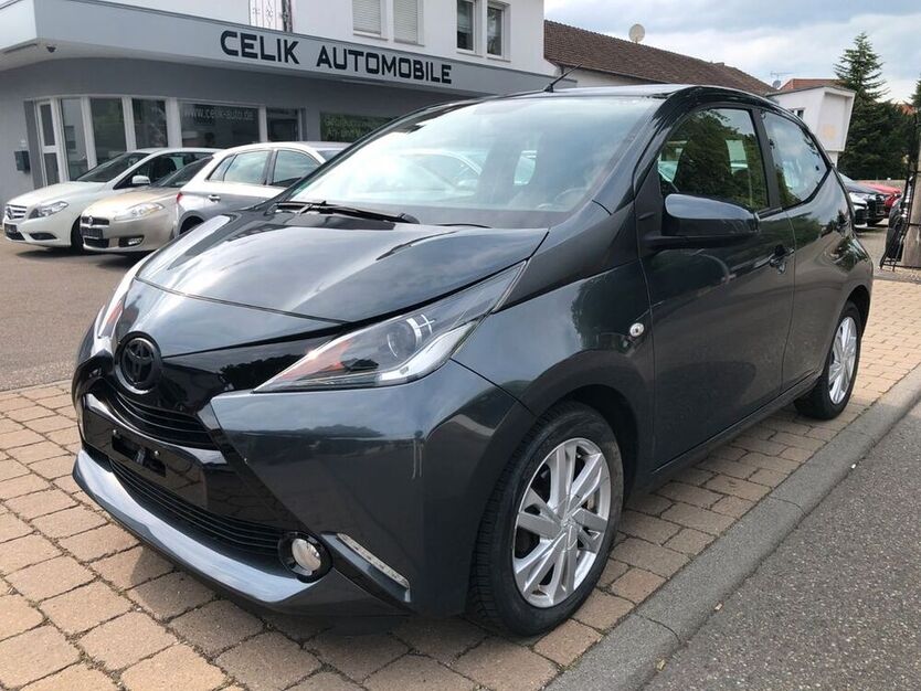 Aygo (X)