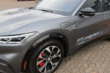 Ford Mustang Mach-E 14.958 km 46.990 € Bad Oeynhausen 32547