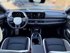 Kia K4 1.6T 180 DCT GTL DWP+ SZ SD 18 2.500 km 36.490 &euro; Höhenkirchen-Siegertsbrun 85635
