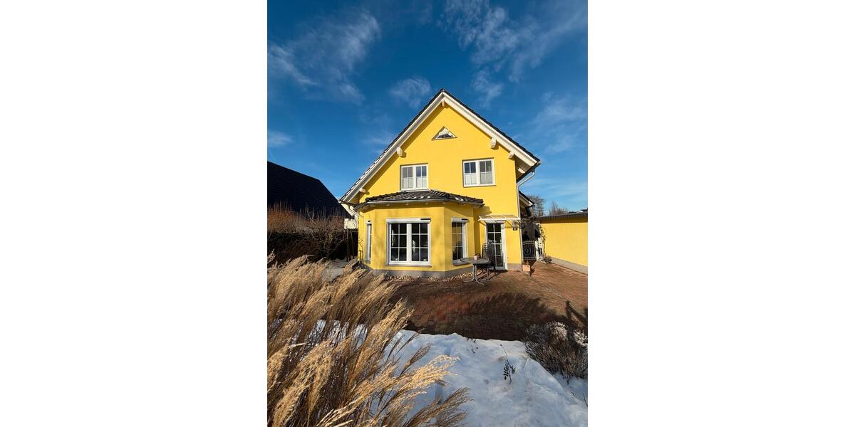 Bezugsfreies Einfamilienhaus mit Garage in ruhiger Wohnlage 5 zimmer