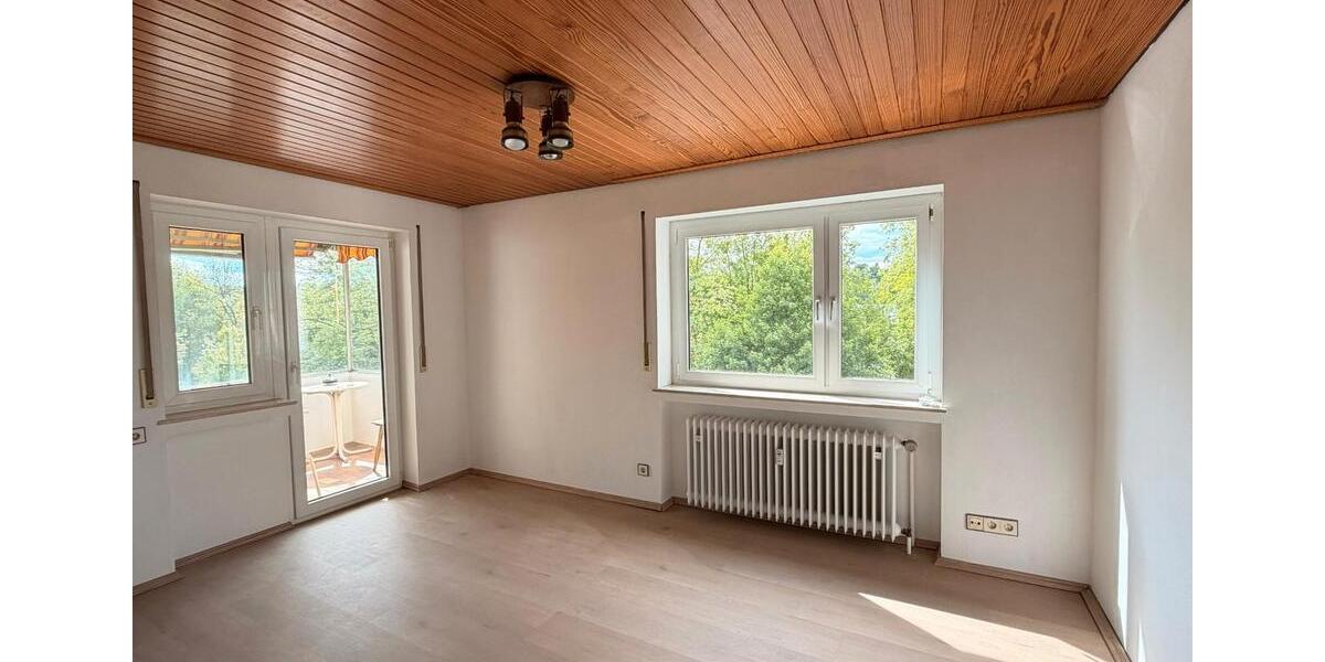 Etagenwohnung Biberach an der Riß - 4.5 Zimmer, 90 m&sup2;, 900&euro; | Angebot:26636246