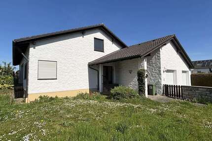 Haus Kösching - 4.5 Zimmer, 139 m&sup2;, 495.000&euro; | Angebot:26505680