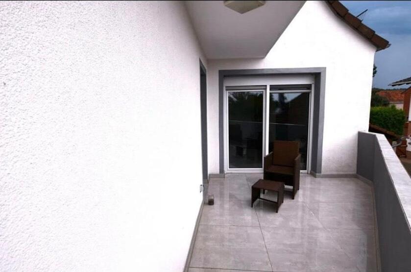 Einfamilienhaus Zu Vermieten| Lützelbach