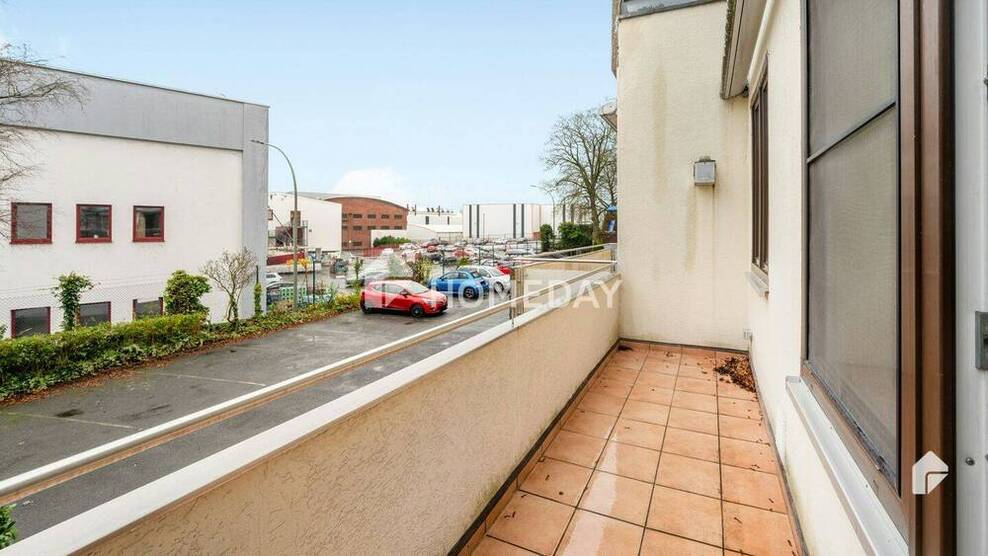 Bezugsfrei! Großzügige 6-Zimmer-Wohnung mit Balkon, EBK und 4 Stellplätzen in Wetter (Ruhr)