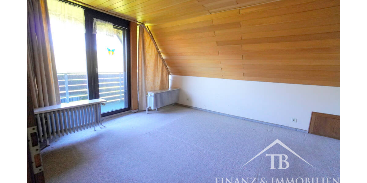 Einfamilienhaus Holtgast - 8 Zimmer, 180 m&sup2;, 260.000&euro; | Angebot:26787425