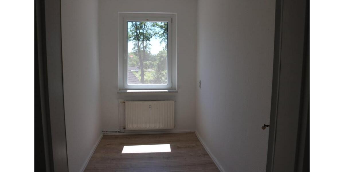 Etagenwohnung Müncheberg - 4 Zimmer, 78 m&sup2;, 706&euro; | Angebot:26665016