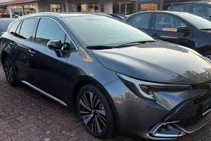 Toyota Corolla 8.147 km 28.590 &euro; Moelln 23879