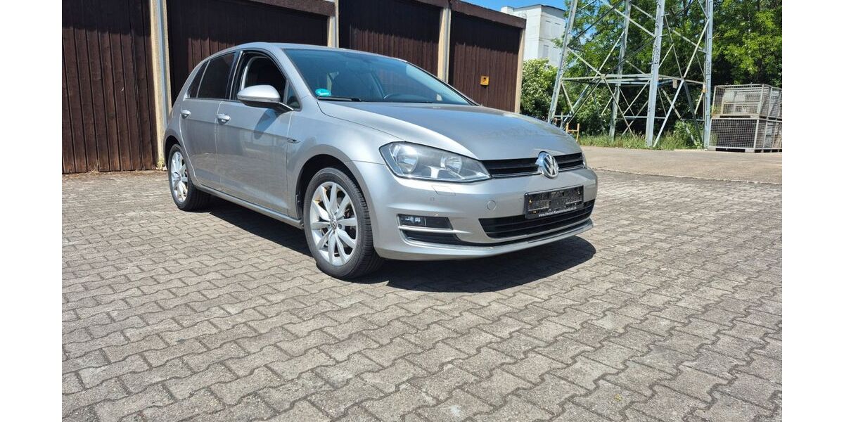 VW Golf 158.000 km 9.300 &euro; Renhardsweiler 88348